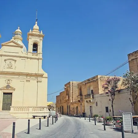 Villambrose * San Lawrenz